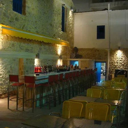 Aparthotel Kassavetis Center - & Hersonissos (Crete)